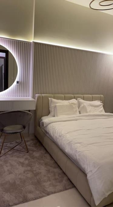 New Luxury Modern Canal View. Apartment Dubai Exterior foto