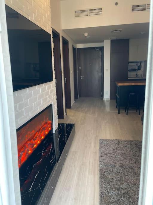 New Luxury Modern Canal View. Apartment Dubai Exterior foto