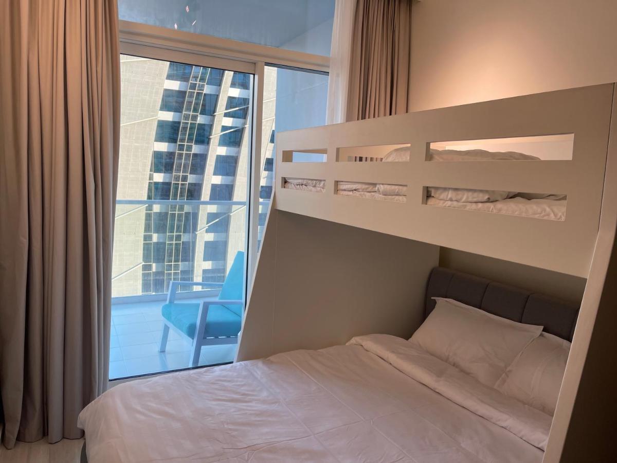 New Luxury Modern Canal View. Apartment Dubai Exterior foto